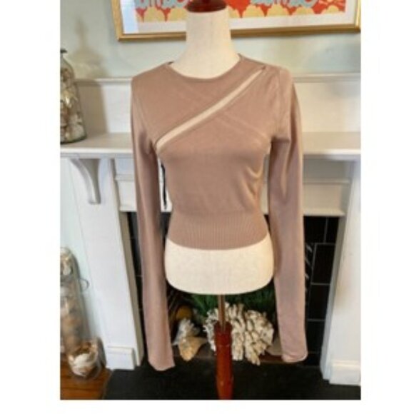 h:ours Tan Cut-Out with Mesh Paneling Cropped Sweater - Picture 4 of 6